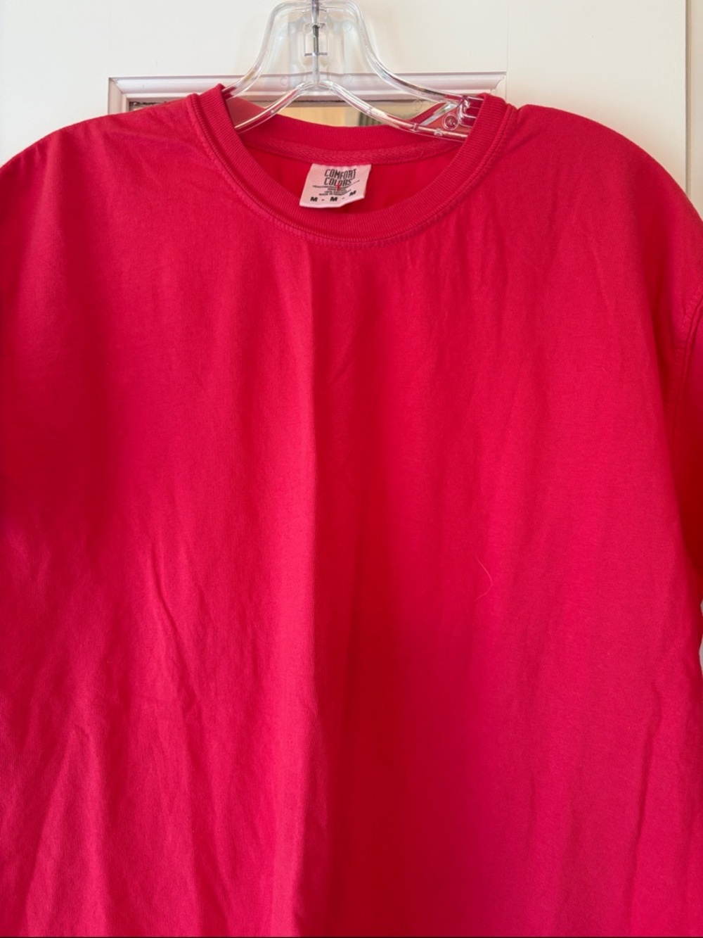 NWOT M Comfort Colors Soft Red Crewneck Tee unisex